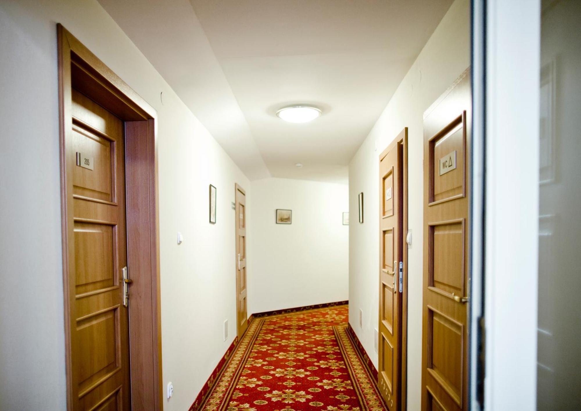 Hotel Relaks Wola Ducka Exterior foto