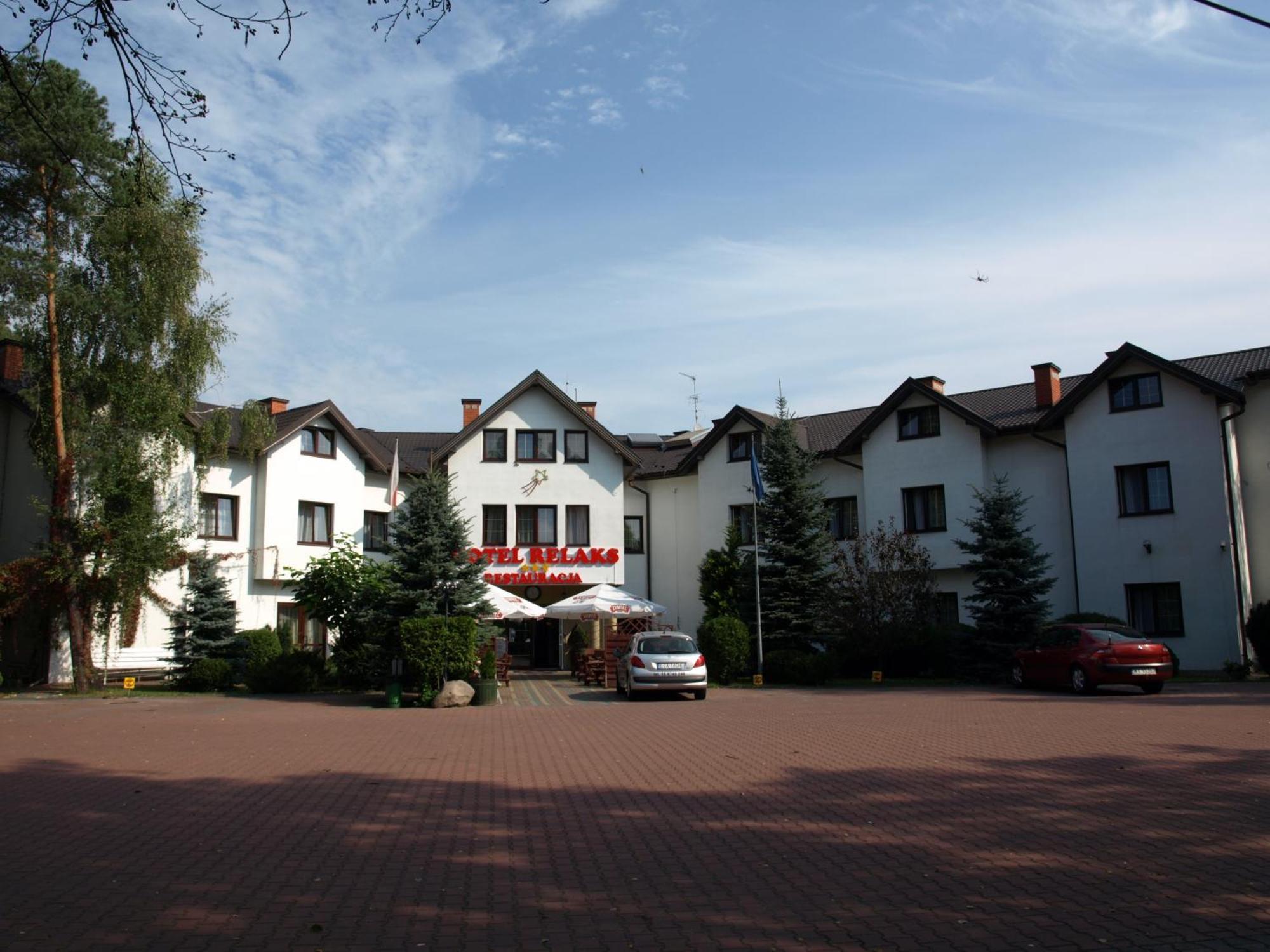 Hotel Relaks Wola Ducka Exterior foto
