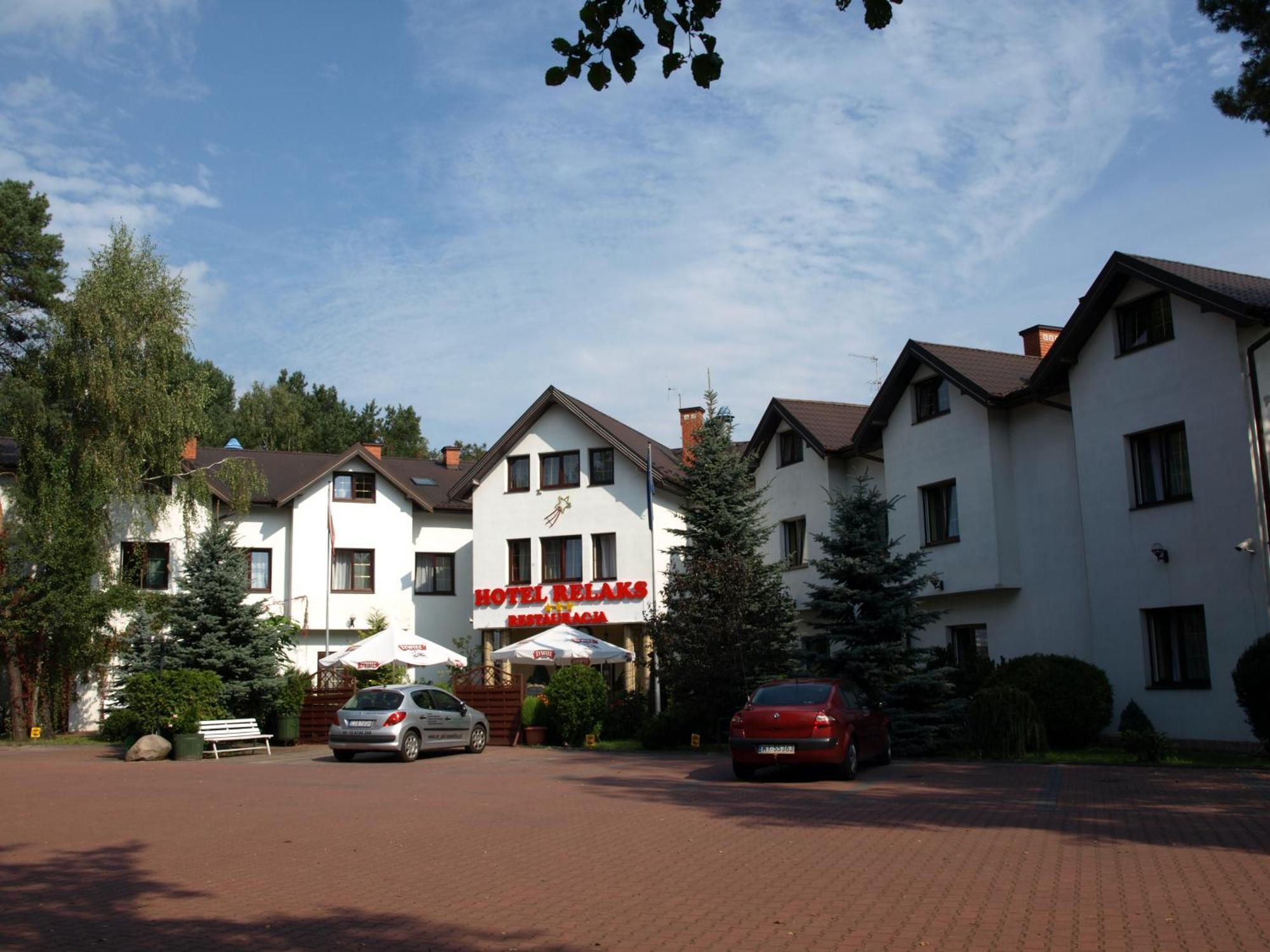 Hotel Relaks Wola Ducka Exterior foto