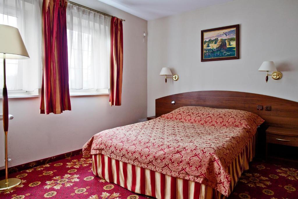 Hotel Relaks Wola Ducka Habitación foto